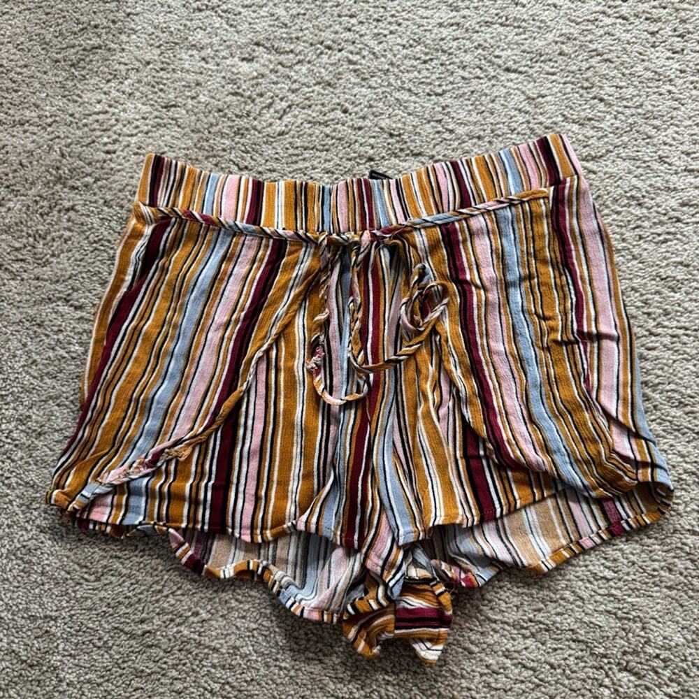 Rue21 Multicolor Striped Pull On Shorts Women’s Size Medium Rayon Comfy